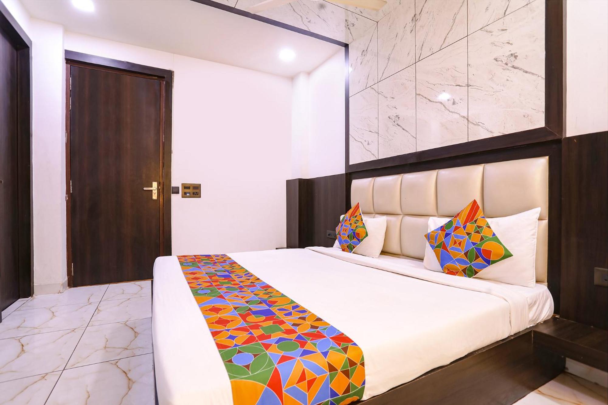 Tājganj Fabhotel Grand Sparrow מראה חיצוני תמונה